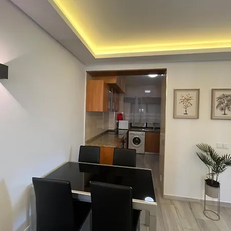 Apartman Modern 2br - Pool - Garage -